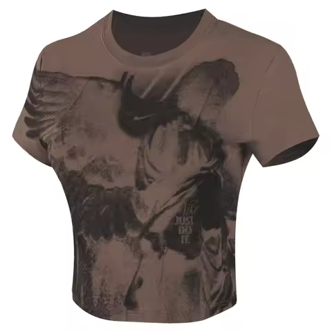 NIKE Women's AS W NSW NK CHLL Sports and Leisure Short sleeved T-shirt HV5001-214