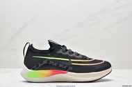 Nike Zoom Fly 4
