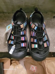全新KEEN NEWPORT H2涼鞋  SIZE:38  （正價＄8××購入）