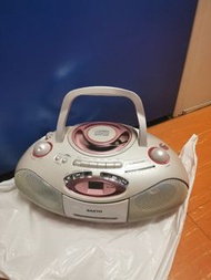 粉紅色絕版SANYO Japan radio White Pink 罕有FM AM Made in Japan卡式環迴立體收音機