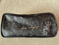 國泰航空 x Agnes b 化妝袋