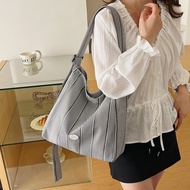 Women One-Shoulder Diagonal Bag Flow Fashion Student Large-Capacity Tote Bag