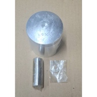 SUZUKI GT250 GT380 T20 T250 PISTON (PIN 16mm) OS 0.50mm 12110-18402-050 original SUZUKI JAPAN