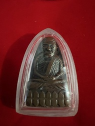龍婆托 自身
