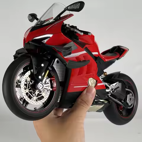 Spray 1:7 Ducati V4S Racing Motorcycle Alloy Diecast Model Motorcycle Accessories Store Decorations 