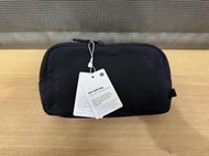 美國 lululemon 中性迷你款 黑色 0.7L 腰包 胸包 斜挎包 Mini Belt Bag
