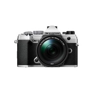 OM SYSTEM OM-5 M.Zuiko Digital ED 12-45mm F4.0 Pro Black/Silver