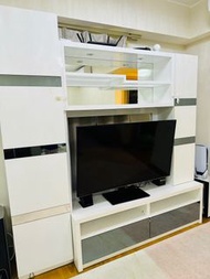出售電視機櫃及48吋電視 For Sale: A Set of Second-Hand TV Cabinet and 48-Inch TV