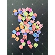30pcs Plastic Crown Beads