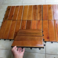 decking kayu 30 lantai portabel ukuran 30x30 motif salur asli kayu cat