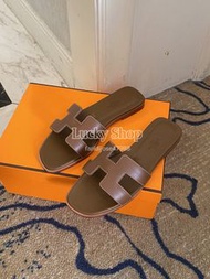 全新🌸 Hermès 愛馬仕 Oran Sandal H拖鞋 棕色 小牛皮