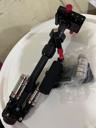 全新-手持相機穩定器