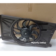 RADIATOR FAN MOTOR A COMPLETE /FORD FOCUS MK3 >CV6Z-8C-607R
