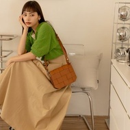 編織六邊斜背包