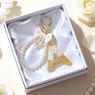White Pearl Bowknot 26-Letter Keychain for Women, Handmade Lucky Gift, Fashionable DIY Charm Rantai 