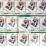 [DJS LIFESTYLE] FUJIFILM INSTAX MINI 富士即影即有菲林相紙 (白邊框) 適用於所有 INSTAX MINI 即影即有相機及智能手機無線打印機。能拍攝出令人驚嘆的即時