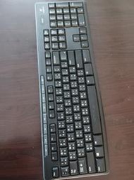 Logitech羅技K260電腦用黑色無線鍵盤{缺電池蓋缺底部支架，無配件，不知好壞，當故障品賣，不保固