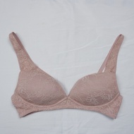 Uniqlo Wireless Bra Pink Lace Size AB 65/70