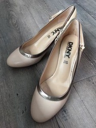 DKNY 義大利製真皮美鞋