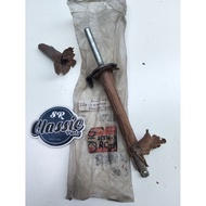 SUZUKI Gear axle rc100 rc110SUZUKI nosOriginal