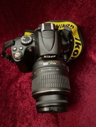 Nikon D5000 with Nikkor AF-S  18-55mm.  F3.5–5.6  DX  zoom lens