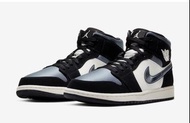 Air Jordan 1 mid 灰絲綢 852542-011