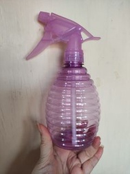 紫色噴水壺