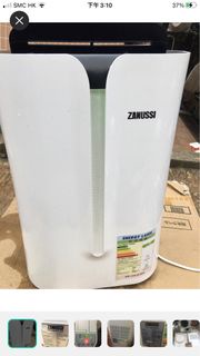 Zanussi dehumidifier 22L/day 金章抽濕機二手一切正常西貢區取