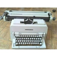 MESIN Olivetti Linea 98 Manual 18" Inch A3 Paper, Folio -/Tik Typewriter