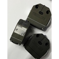 BALLUFF BNS0063, BNS 819-100-K-11, Mechanical Single Position Limit Switch