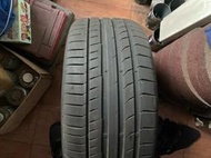 235/40R18 CSC5P 只有一條 $1000 2017年