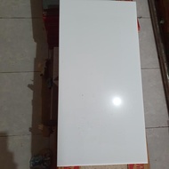keramik dinding kamar mandi roman 25x50 white W52106 dMadeleine Lite