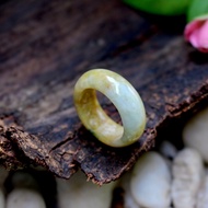 Honey Yellow Jade Ring With White Size 57 mm.