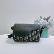 TW5067	Dior 迪奧經典花紋圓筒肩帶包包 Oblique Roller Messenger Bag