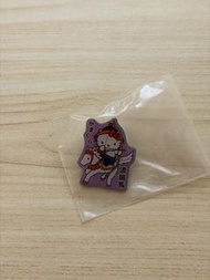 日本九州限定扭蛋襟針 Sanrio Hello Kitty 扣針襟針襟章徽章