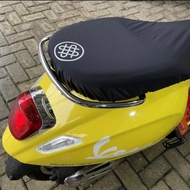Vespa Matic Sprint Primavera LX S Motorcycle Seat Cover Vespa Arvicreations Seat Cover/