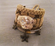 Fossil 手鍊疊多股駱駝 OOAK 天然貝殼手鍊