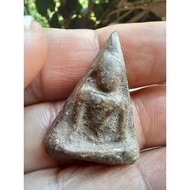 พระนางพญา แม่ชีบุญเรือน วัดสัมพันธวงศ์ กรุงเทพฯปี 2499 เนื้อดินผสมผง sp1