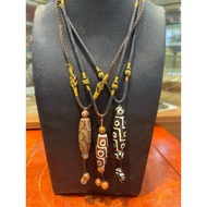 Beautiful 9-eye Tibetan dzi stone necklace