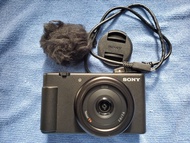 [不講價] 黑色 Sony ZV-1F, 1" CMOS, 20mm F2 鏡頭, 16fps 高速連拍, 4K 影片,2010 萬像素，輕巧型數碼相機