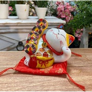 Lucky cat souvenir / lucky cat decoration / lucky cat display