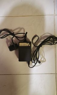 圓形長條圓頭連插頭充電線火牛轉插器轉駁轉接器電器電線變容器舊式電腦配件零件香港版三腳插頭電源銲線插頭 5.5 2.1 5.5 2.5公頭加長黑色兩米二2m Round head plug chargi