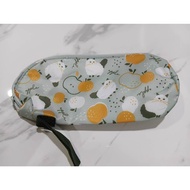 Cooler Bag Inside Is Foil Cat Pattern Green Size 4.5 x 9.5 x 2 Inches