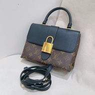 LV路易威登locky bb鎖頭包
