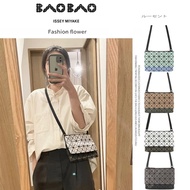 Baobao Issey Miyake/ Raw Prism Six-Glass Diamond Messenger Bag