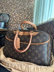 louis vuitton lv 旅行袋