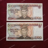 uang kuno 2 lembar urut 5000 teuku umar 1986 UNC