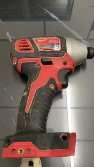 milwaukee2656-20screwdriver.