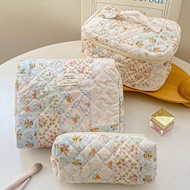 1 PC Light Blue Patchwork Printed Floral Makeup Pouch Make Up Bag,Fashionable And Casual Large Capac