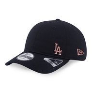Los Angeles Dodgers Metal Badge FW26 Black 9TWENTY Small Adjustable Cap